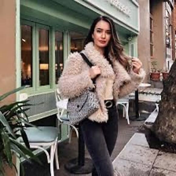 Zara Fuzzy Jacket - Picture 5 of 10